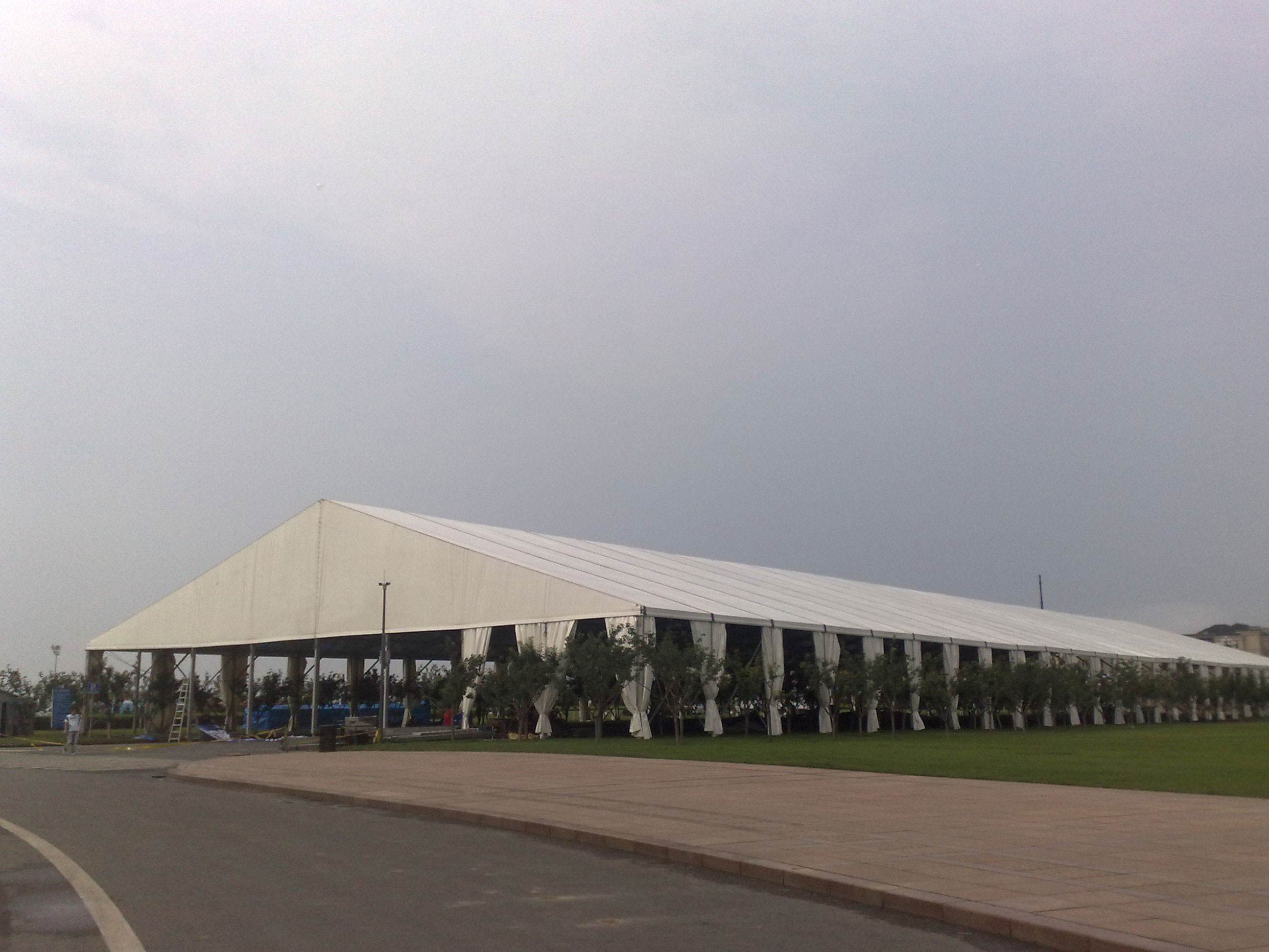 舉辦企業(yè)活動(dòng)為什么應(yīng)該租篷房？